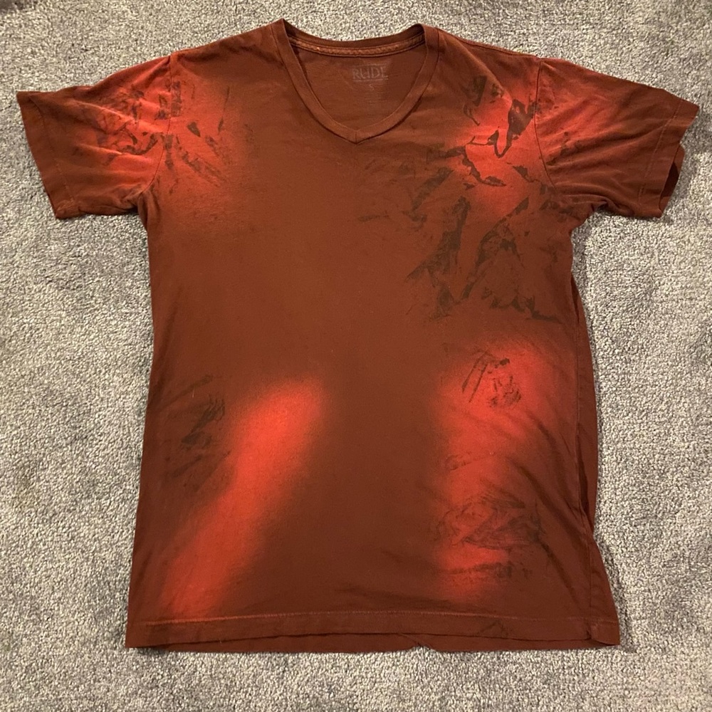 Unisex Red ombré burgundy T-shirt V neck